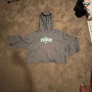 nike cropped hoodie barely worn size M
